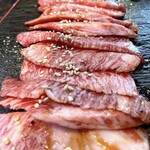 神戸牛焼肉 萬貫 - ランチでも贅沢なお肉！