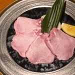 Yakiniku Suzu - 平戸特選盛り合わせ　タン　8,600円