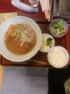 Arahata - とんかつラーメンセット　1,250円