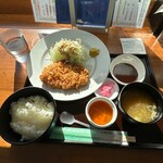 Meshi Yan - 日替り　とんかつ定食 1,100円
                        ほうじ茶のゼリー