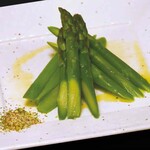 Western-style green asparagus