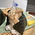 Seafood to Omusubi - ◆なめろう・・この日は「シイラ（スズキ科のお魚）のなめろう」。お味噌などのお味付けがよく美味しいですね。 出来たてで、ご飯も美味しいので、より美味しく感じますヨ。♪