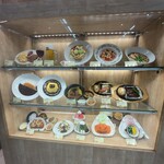 COCO'S Airport Dining Kansai Kokusai Kuko Ten - 店前にあるサンプル。