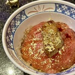 Private rooms Yakiniku Yozakura Osu Ten - 雪ではなく金粉舞い散るフォアグラ牛丼