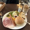 カフェ フロインドリーブ 本店