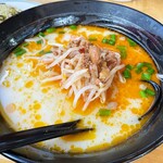 Ryuka - 台湾豚骨ラーメンのアップ