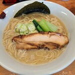 Menya Tatsu Daitoku Ten - 塩豚骨ラーメン（大盛り）