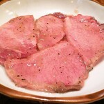 タンとハラミ 焼肉いたる - 