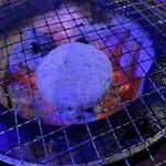 Cochin Yakiniku Bengara Tei Mizuho Ten - つくね。紫蘇が入っていて美味しい