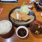 Tonkatsu Butagorira Shinkyogoku Rokkaku Ten -  パワーランチ(ロース160㌘) 1,400円 