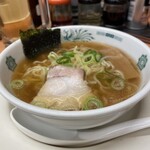 Hidakaya Ikebukuro Kitaguchi Ekimae Ten - 半ラーメン