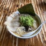 錦 - メニューないラーメンをおすすめされました。