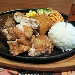 Steak no Don Tomisato Inta-Ten - ジュニアハンバーグ＆チキングリル