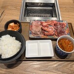 焼肉食堂 まんぷく - 