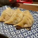 Gyoza to Nikomi. Shinchan Osaka Umeda Doyamacho - 