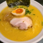 Tori Paitan Ramen Takezo - 鶏そば800円-100円