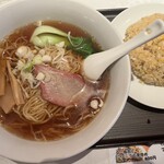 Chinese Ten Ten - ラーメン＋半チャーハンセット（850円）