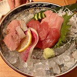 Ginjo Maguro Kanayama Ten - 鮪二種と寒鰤お造り三種盛り合わせ(本鮪入り)〜3人分〜