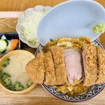 とんかつ & とり天 しげのや食堂 - 料理写真:奥豊後豚のカツ丼