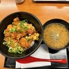 Karayama Higashi Sumiyoshi Kimagawa Ten - 親子丼・味噌汁