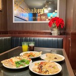 SHAKEY'S Ikebukuro Higashiguchi Ten - 