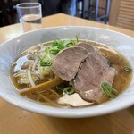 Chuka Dokoro Yan - ラーメン