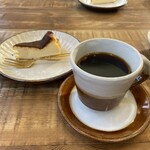 Hikoma Cafe - 