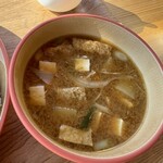 Shiro Hotaru Tofu Ten - 具沢山味噌汁