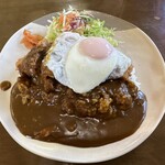 Tonton - ロースカツカレー＋目玉焼き　　　　　　　　　　　　　　　　　1000円＋100円