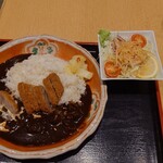 Gyutan Ryori Daikokuya Joinasuterasu Futamatagawa Ten - 牛かつ・牛たんカレー　１,４０８円
                        本格ブラックカレーでちょい辛。
                        この日、夫が注文。