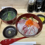 Seafood Ikuraya Sachi - 