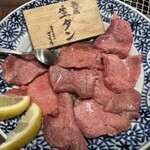 Yakiniku Horumon Zakuro Kasugai Ten - 