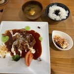 Katei Ryouri Ougiya - ゴロゴロハンバーグ定食