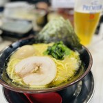 Yokohama Iekei Ramen Senjinya - 