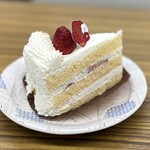 ガトウ専科 - 料理写真:ショートケーキ（税込み５４０円）