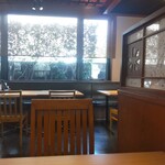 Katsu and Katsu Ninokiri Koen Ten - 店内の雰囲気