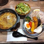 カレーとデミ カサネヤ - 