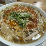 Chuka Sakaba Menya - スーラー担々麺