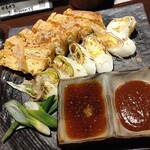 Jizake Kassai Kamozou - 下仁田ねぎ焼きと栃尾揚げ