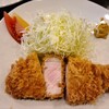 Tonkatsu Hotei - 綺麗なピンク色のトンカツ！