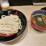 Tsukemen Senmon Ten Mita Seimenjo Daibashiti Tokyo Puraza Ten - 