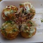 Kyofu Takoyaki Momiji - だし醤油のたこ焼き