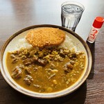 CoCo Ichiban Ya Himeji Mokan Ten - 牛すじ煮込みカレー　９６８円　＋　ロースカツ　３３７円