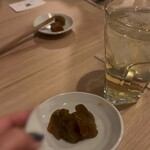 Nomikui Whisky - ◯チャージ¥500
                      …チャームは奈良漬。日本酒だけでなく、ウィスキーにも合うなんて！(*´Д｀*)