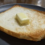 ルサック - 料理写真:食パンのミミ