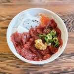 食いもん屋 北甲斐道 - 馬刺しミニ丼