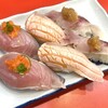 Taishu Sushi Kinga Shinsekai - 平アジ、炙サーモン、本ヨコワ。全6貫で540円