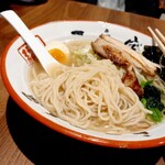 Ichimonji Premium - 麺