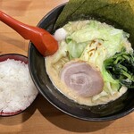 横浜家系ラーメン 赤家 - 