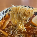 Kani Kani Kan Uosui - 辛味噌ラーメン　麺アップ